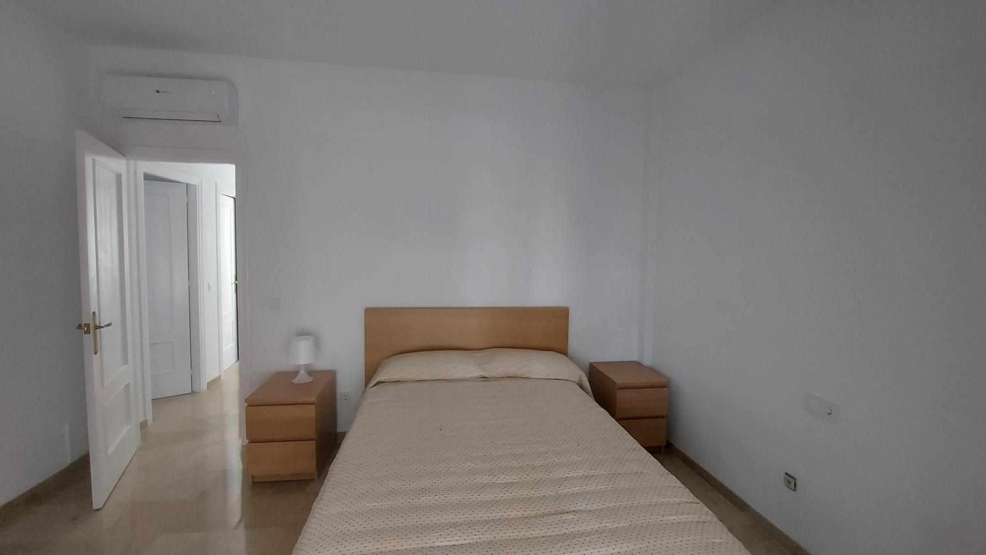 Plaza Zapillo, Playa Apartment *
